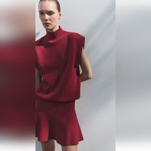 ZARA BURGUNDY KNIT MINI SKIRT ❤️❤️❤️